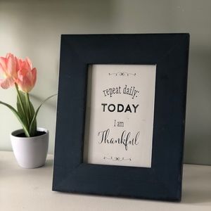 Framed Thankful sign